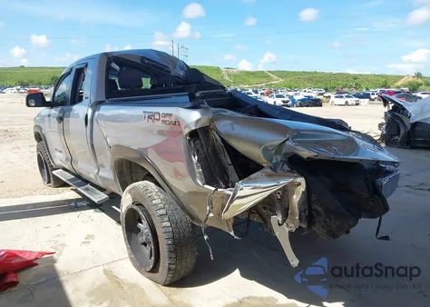 2014 Toyota Tundra Sr5 5.7L V8 z USA, uszkodzony, nr VIN 5TFRY5F17EX148772